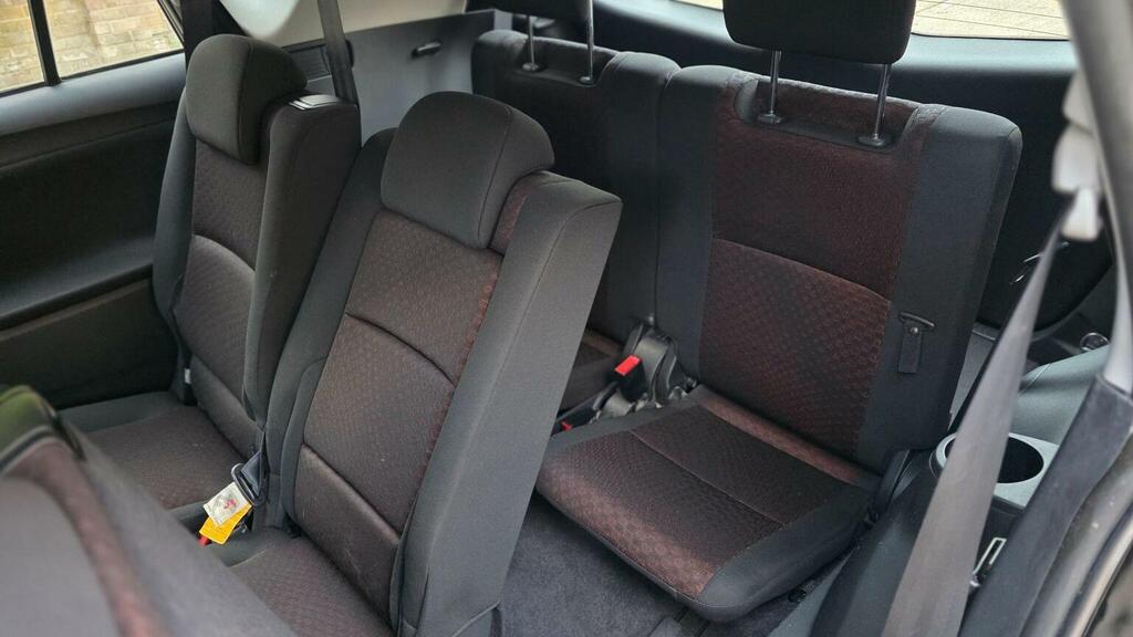 Toyota Verso Black #36