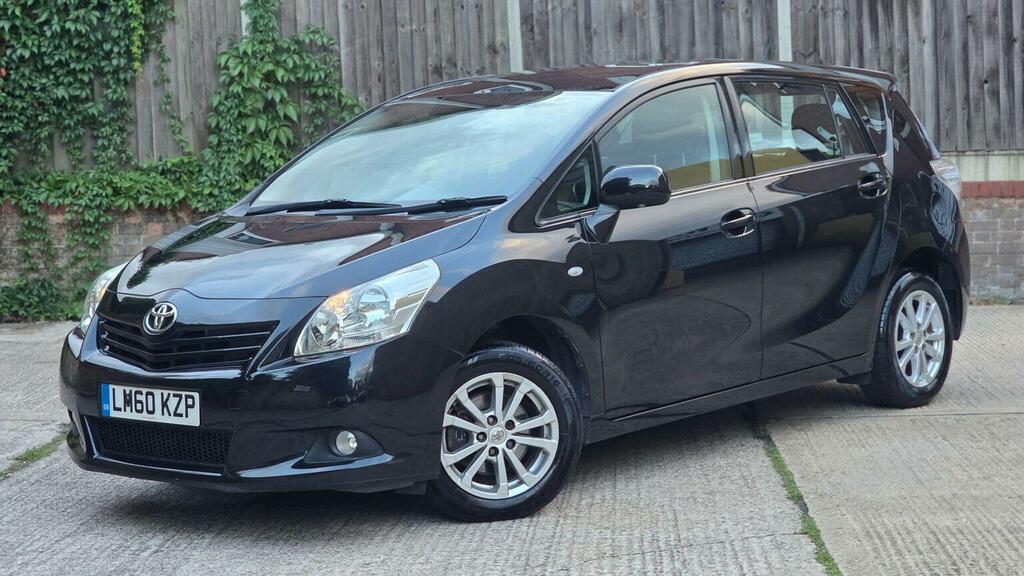 Toyota Verso Black #65
