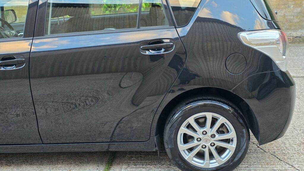 Toyota Verso Black #47
