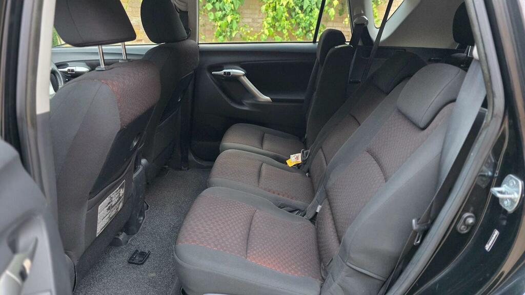 Toyota Verso Black #39