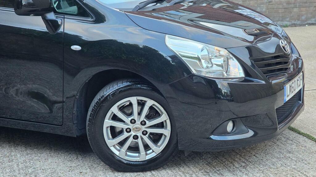 Toyota Verso Black #76