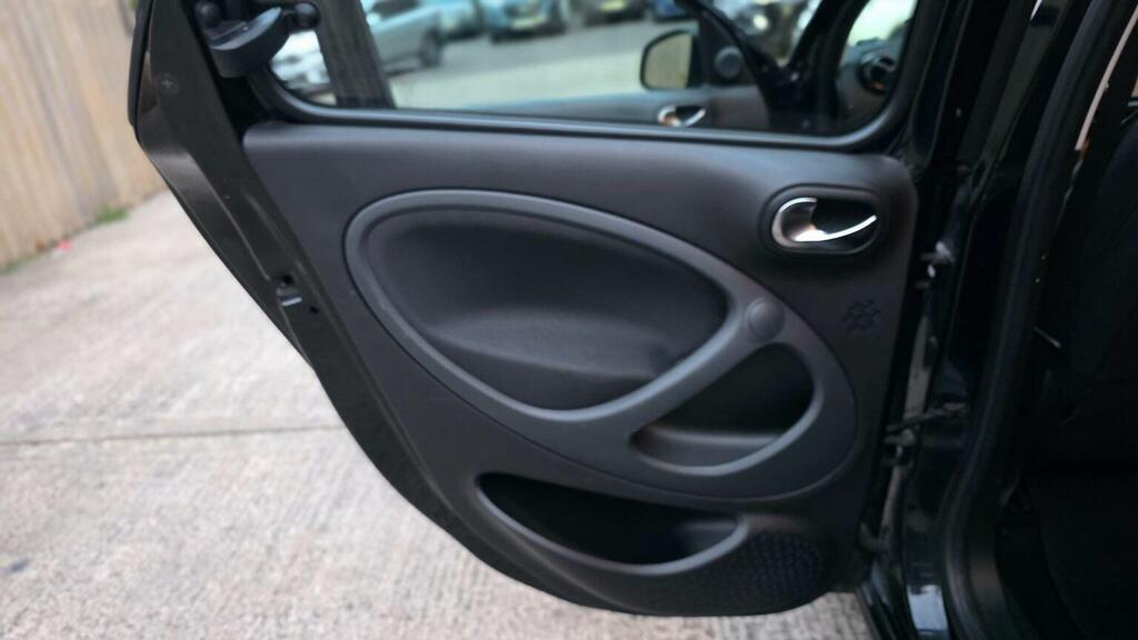 Smart Forfour 1.0 Passion Twinamic 20 Pound Tax, Park Sensors Red #35