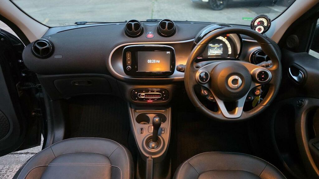 Smart Forfour 1.0 Passion Twinamic 20 Pound Tax, Park Sensors Red #15