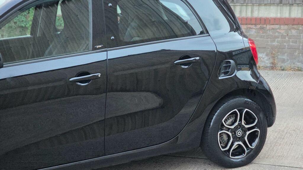 Smart Forfour 1.0 Passion Twinamic 20 Pound Tax, Park Sensors Red #47