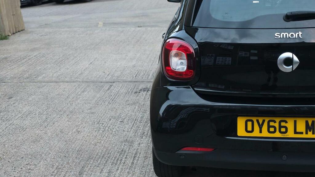 Smart Forfour 1.0 Passion Twinamic 20 Pound Tax, Park Sensors Red #42