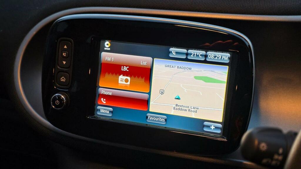 Smart Forfour 1.0 Passion Twinamic 20 Pound Tax, Park Sensors Red #22