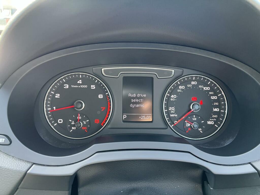 Audi Q3 2.0 Tdi S Line Edition #69