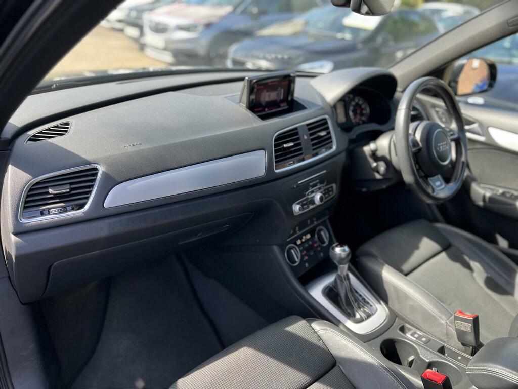Audi Q3 2.0 Tdi S Line Edition #32