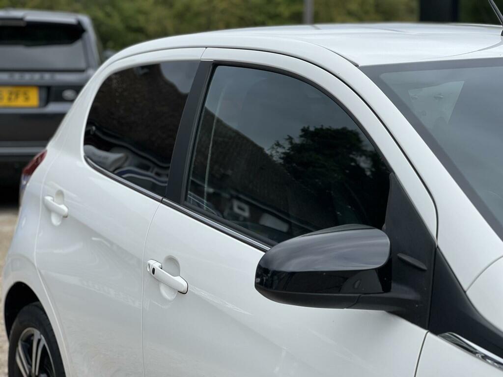 Peugeot 108 Gt Line White #5