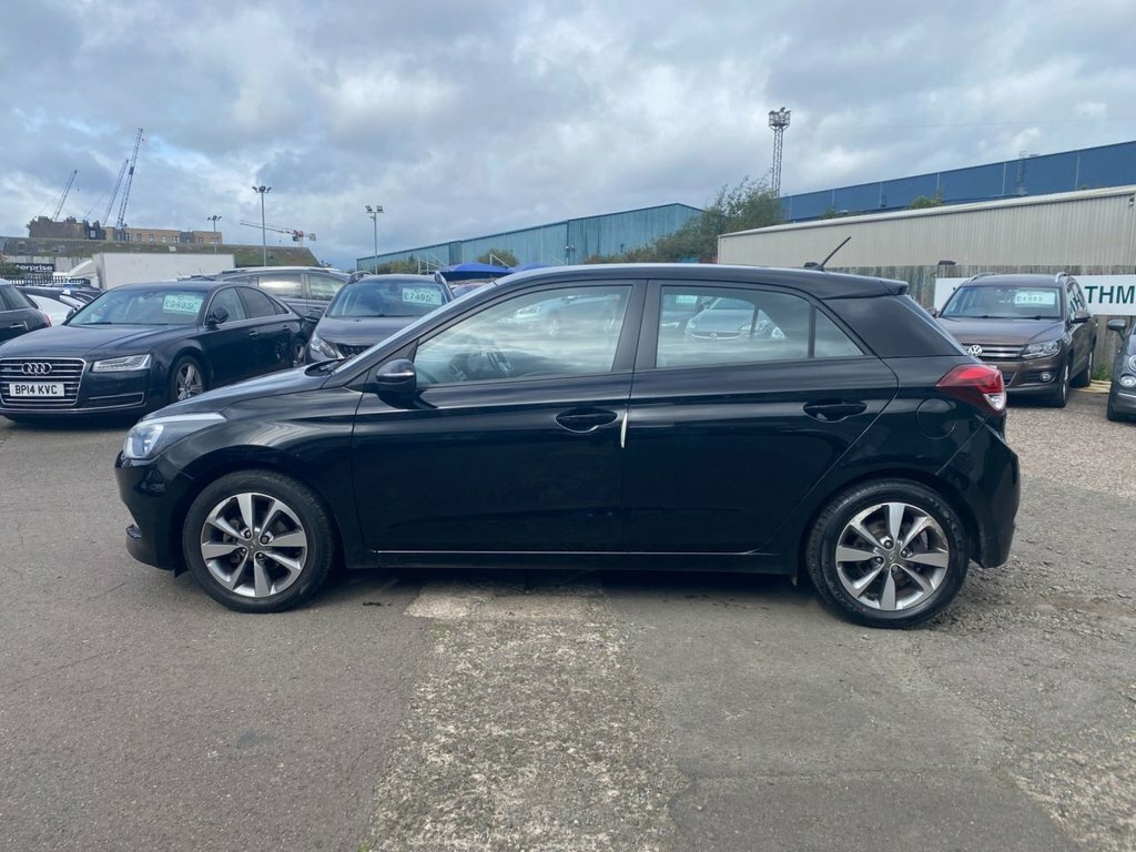 Hyundai I20 1.4L Se Black #4
