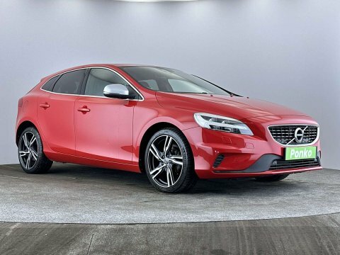 Volvo V40 2017 67 2.0 Red