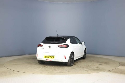 Vauxhall Corsa-e Elite Premium White #4