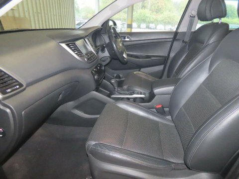 Hyundai Tucson  Silver #11