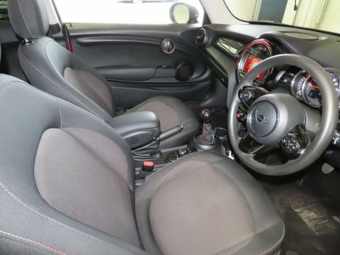 Mini Hatch 2.0 John Cooper Works Media Pk XL 8Spd Green #9