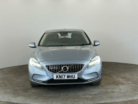 Volvo V40 2017 17 2.0 Blue #2