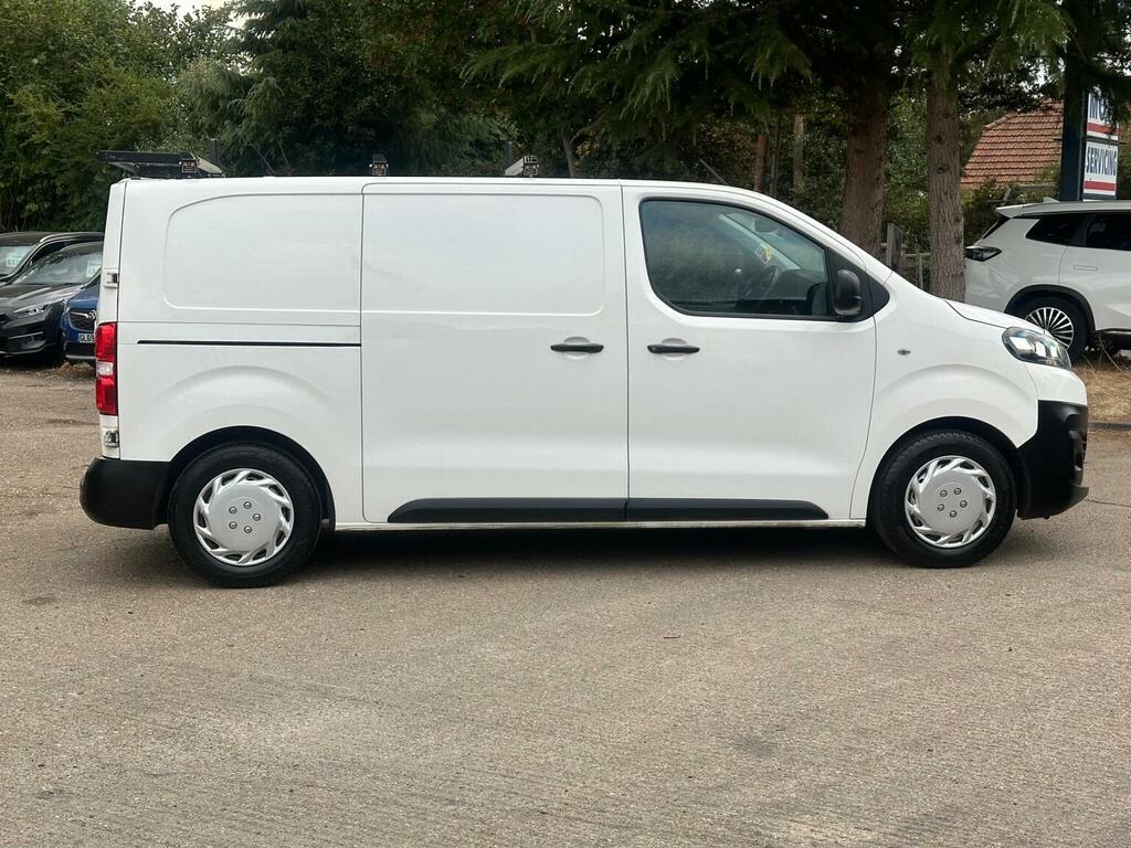 Citroen Dispatch Bluehdi 1000 Enterprise Xs White #9