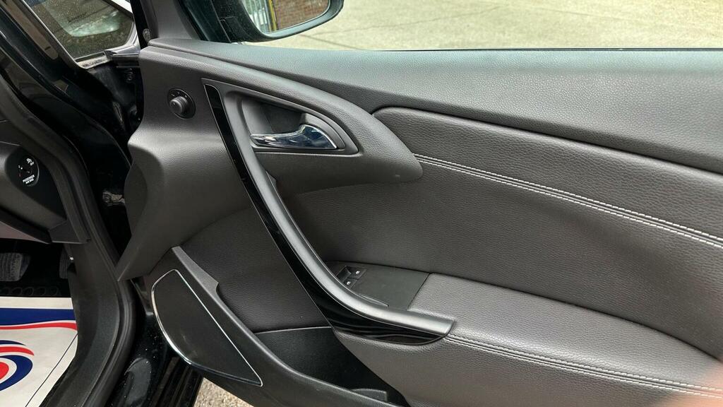 Vauxhall Astra GTC 2.0T Vxr Blue #32