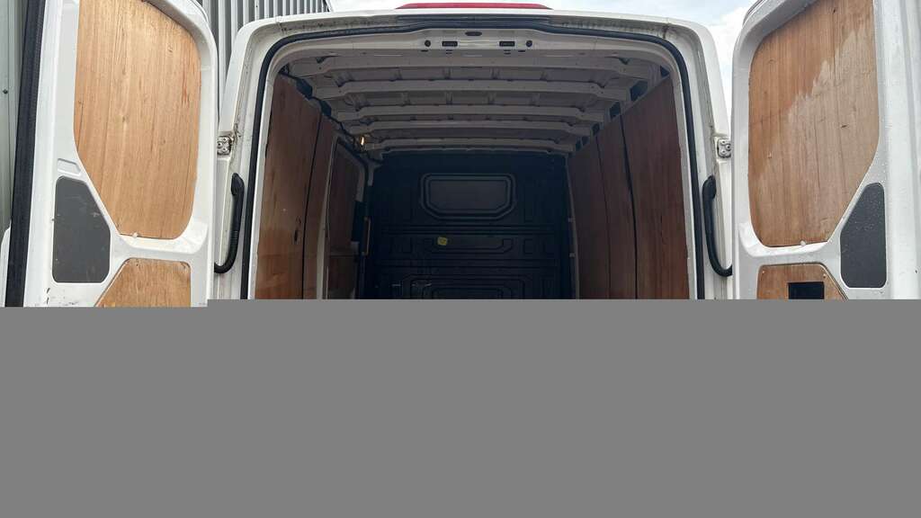 Volkswagen Crafter 2.0 Crafter Cr30 Startline Tdi White #2