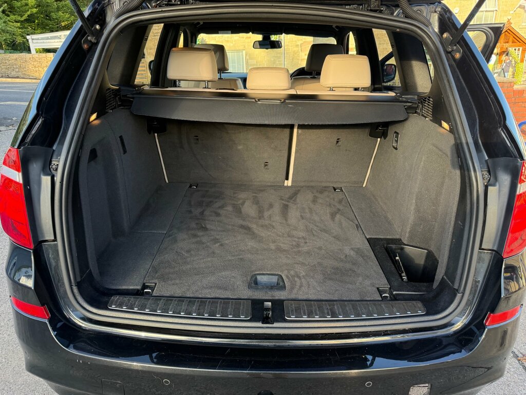 BMW X3 3L Se Black #57