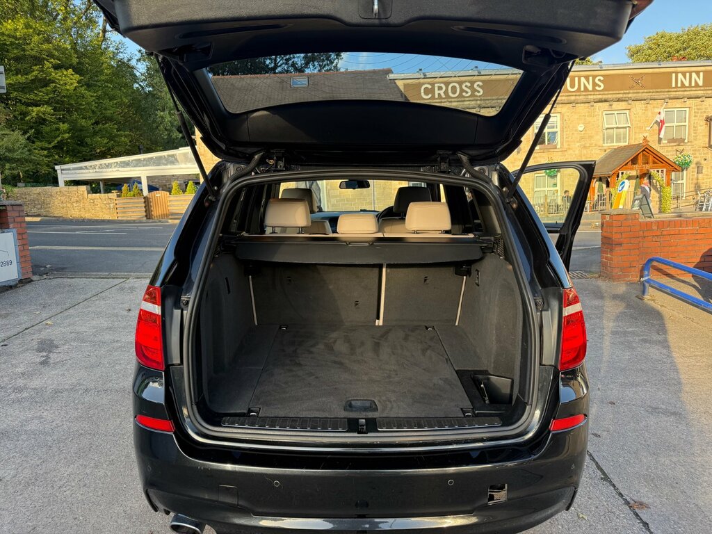 BMW X3 3L Se Black #56