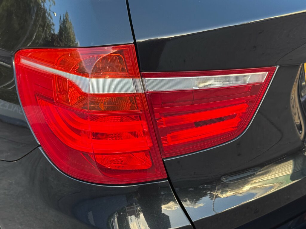 BMW X3 3L Se Black #43