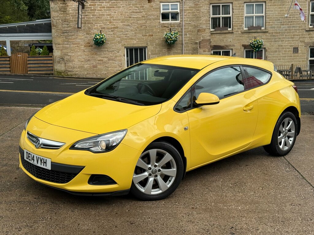 Vauxhall Astra 1.4T 16V Sport Coupe Euro 5 Ss Yellow #3
