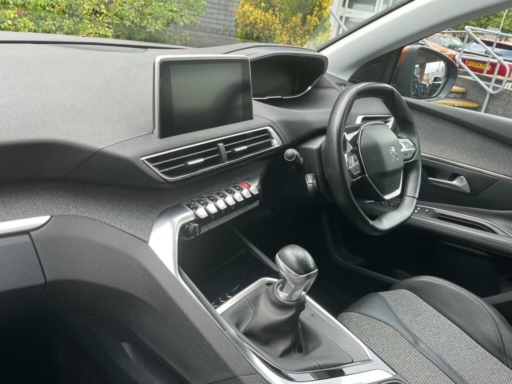 Peugeot 3008 1.2 Puretech Allure Suv Euro 6 #3