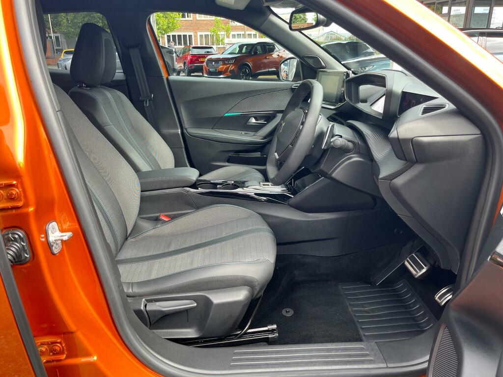 Peugeot 2008 Active Grey #11