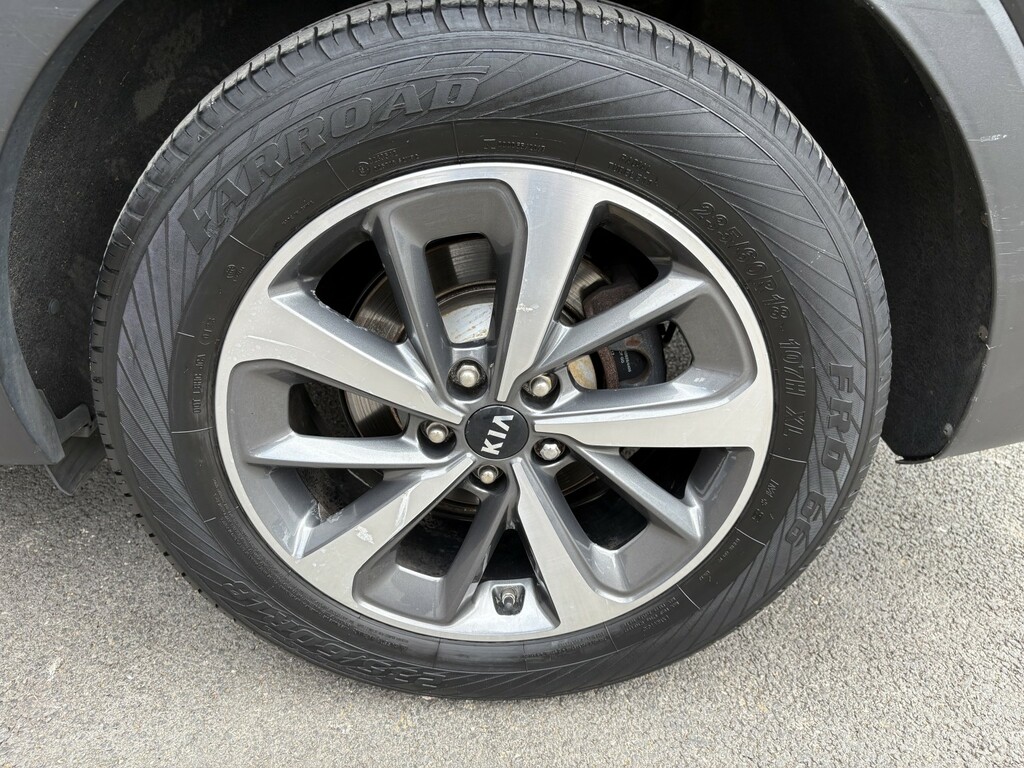 Kia Sorento 3 Spec 1.6 Self Charging Hybrid Black #37