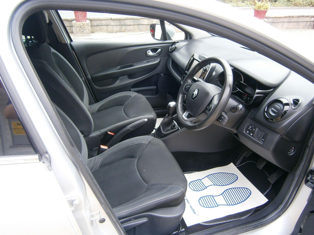 Renault Clio 0.9 Tce Iconic Euro 6 Ss  #2