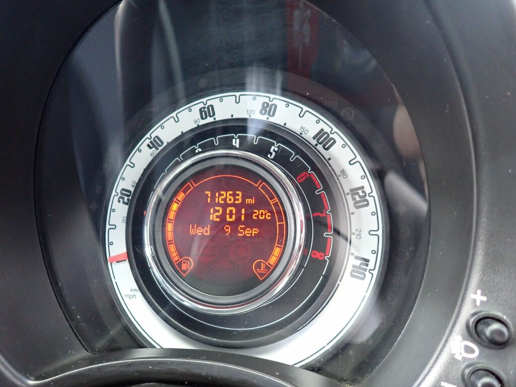 Fiat 500C 1.2L Colour Therapy Red #14