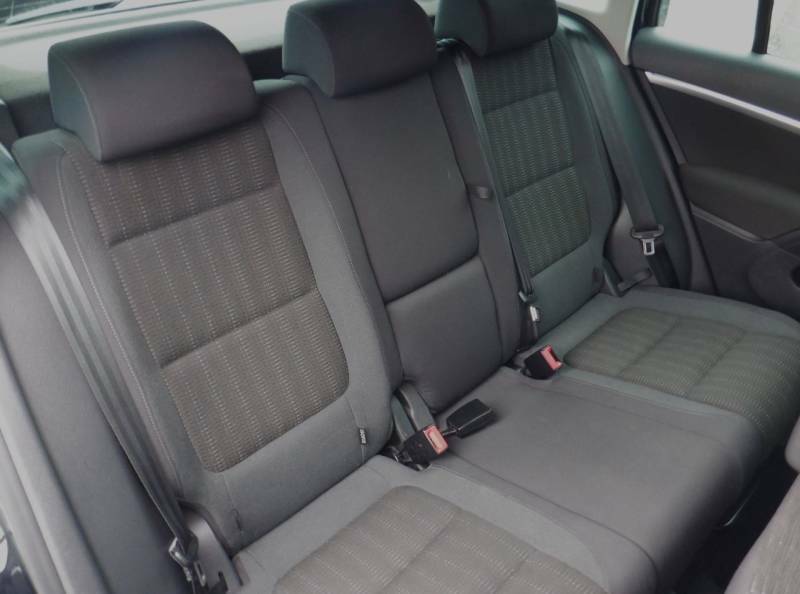 Volkswagen Tiguan S Black #17