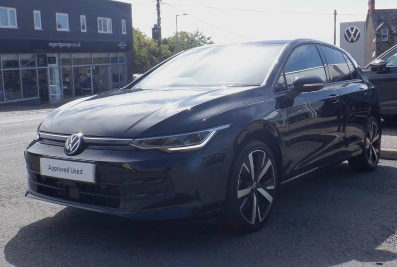 Volkswagen Golf 1.5 Etsi 150 Match Dsg 2025 Black #4