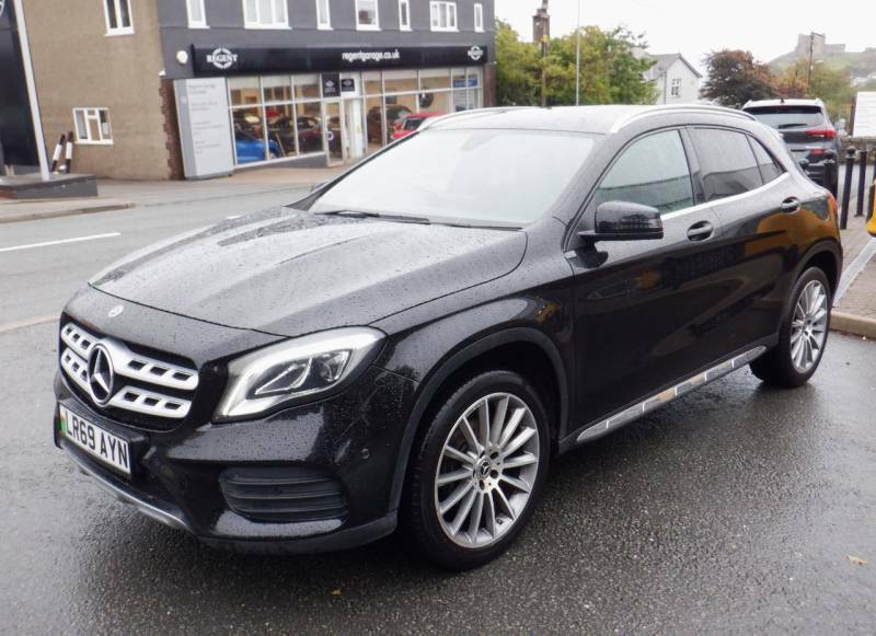 Mercedes-Benz GLA Class Gla 200 Amg Line Edition 1.6 Black #4