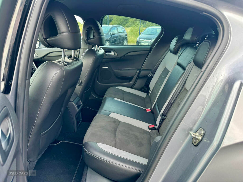 DS DS 4 Crossback Bluehdi Ss 5-Door Purple #8