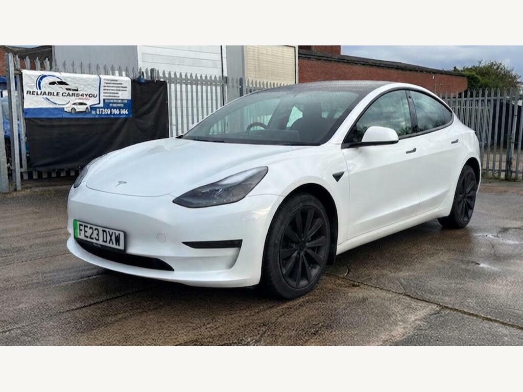 Tesla Model 3 Long Range Rwd White