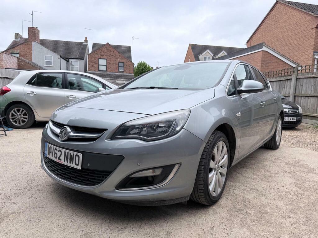 2012 Vauxhall Astra