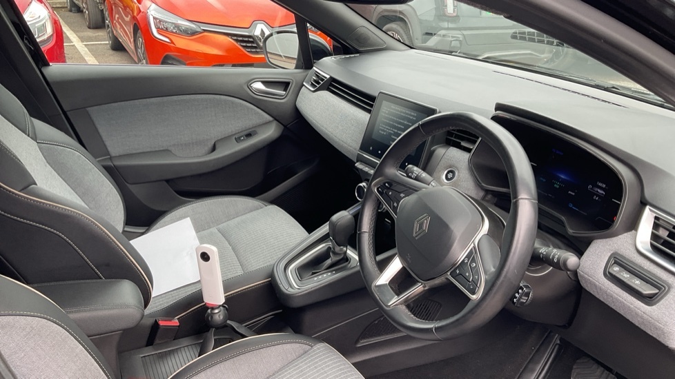 Renault Clio Renault Clio 1.6 E-tech Full Hybrid 145 Techno CF74LVH Black #6