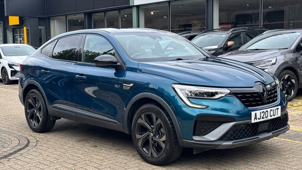 Renault Arkana Renault Arkana 1.6 E-tech Hybrid 145 Engineered Blue