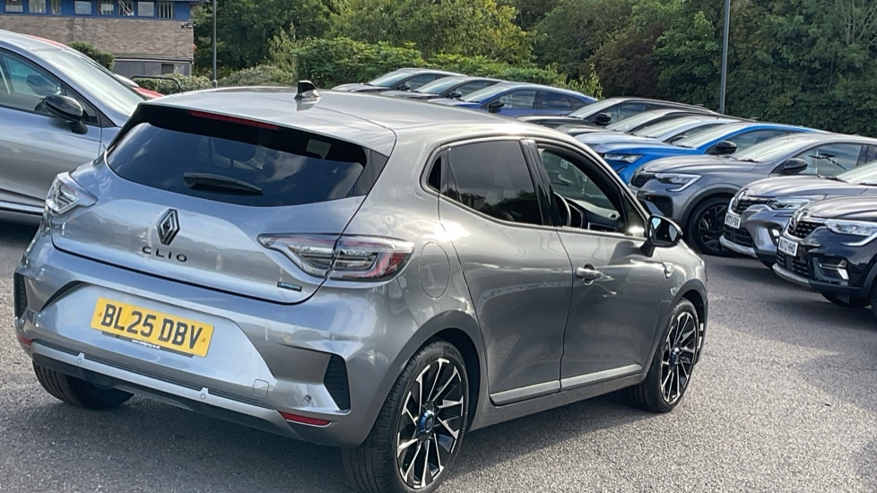 Renault Clio Renault Clio 1.6 E-tech Full Hybrid 145 Esprit Alp BL25DBV Grey #3