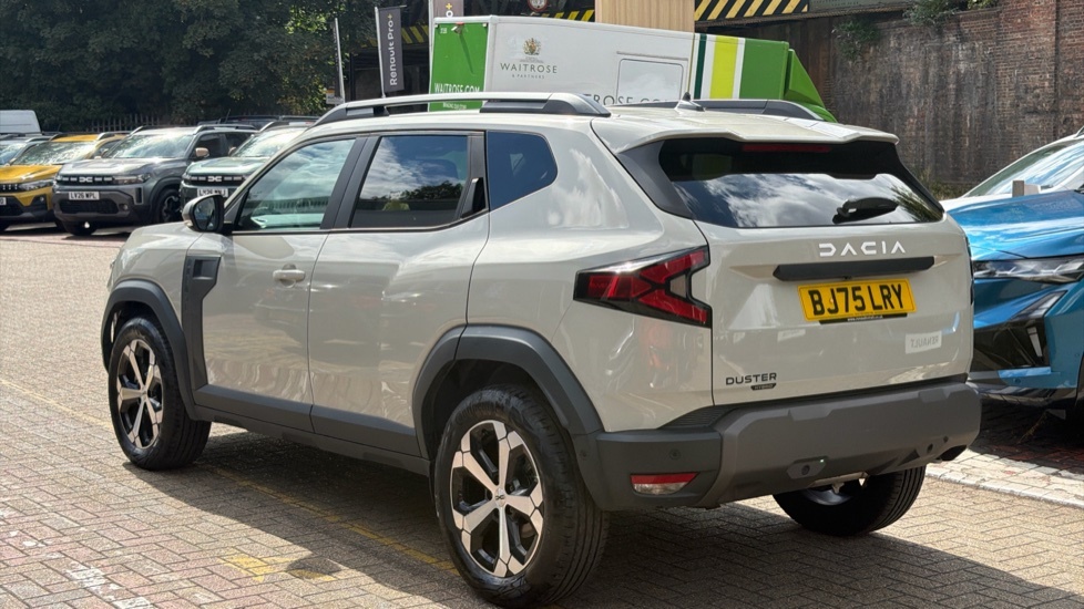 Dacia Duster Dacia Duster 1.6 Hybrid 140 Journey BJ75LRY Brown #3