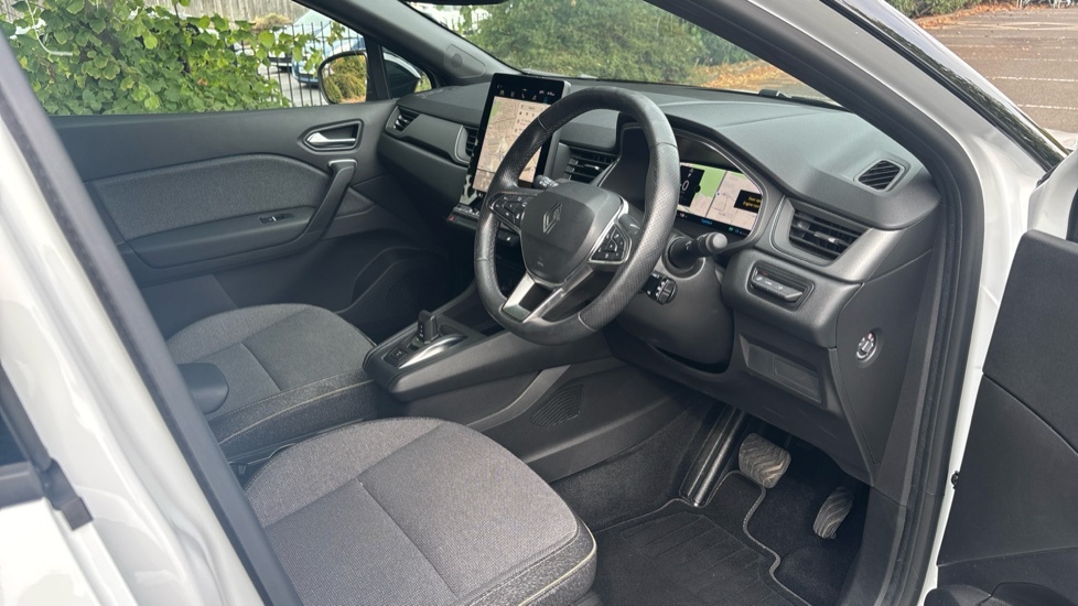 Renault Captur Renault Captur 1.8 E-tech Full Hybrid 160 Techno 5 BG75ZSE White #5
