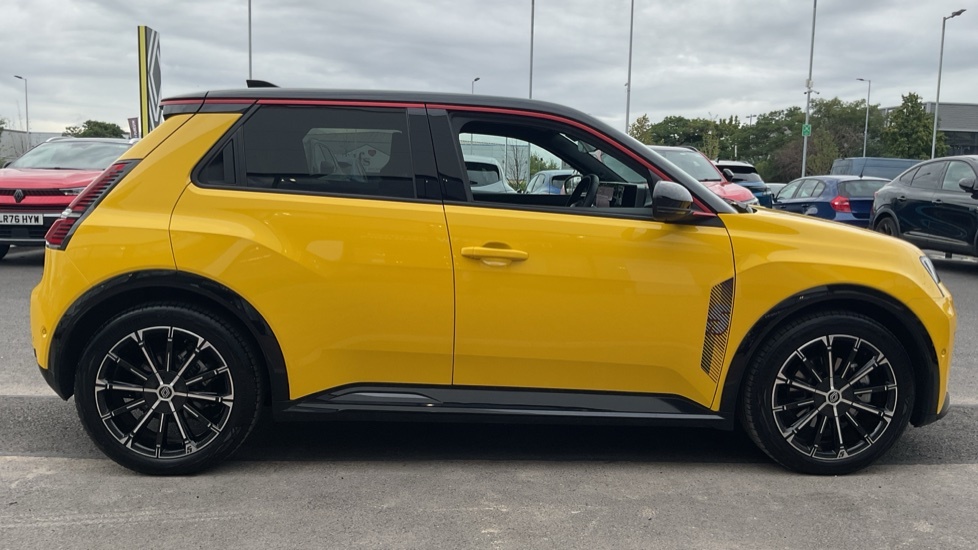 Renault 5 E-Tech Renault 5 90Kw Iconic Five Urban Range 40 Kwh Yellow #2