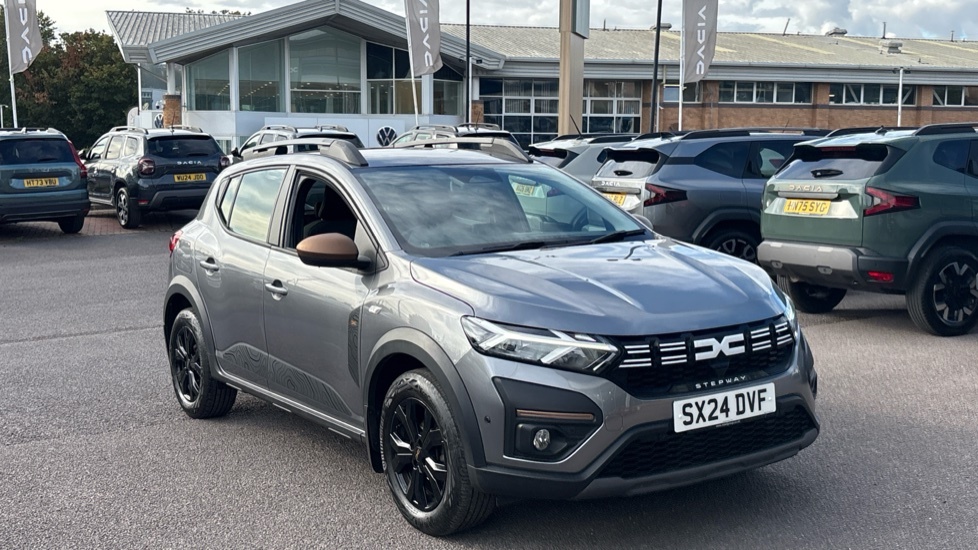 Dacia Sandero Stepway Dacia Sandero Stepway 1.0 Tce Extreme Cvt Grey