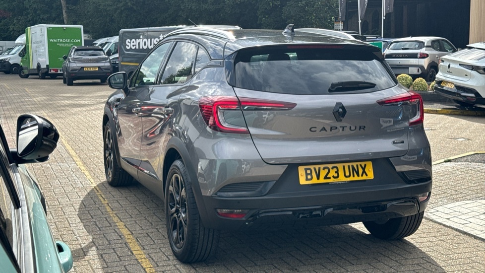 Renault Captur Renault Captur 1.6 E-tech Hybrid 145 Rive Gauche S Grey #3