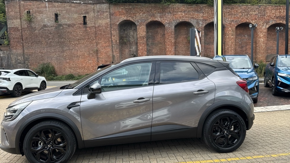 Renault Captur Captur 1.6 E-tech Plug-in Hybrid 160 Techno Au White #10