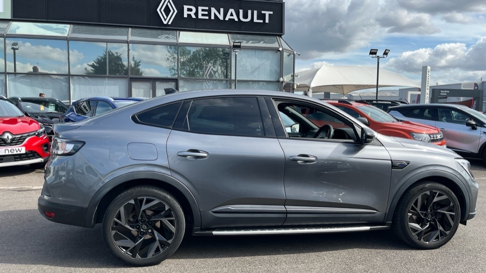 Renault Arkana Renault Arkana 1.6 E-tech Fhev 145 Techno Esprit A Grey #2
