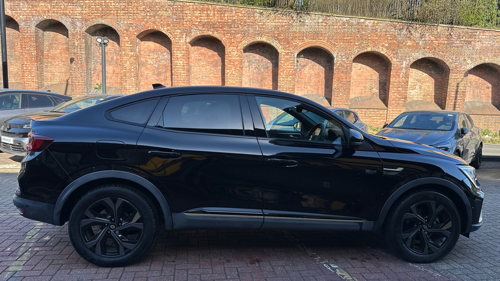 Renault Arkana Renault Arkana 1.6 E-tech Hybrid 145 Engineered Black #2