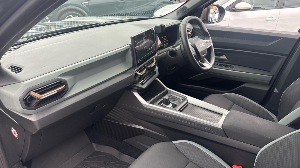 Dacia Bigster Dacia Bigster 1.8 Hybrid 155 Extreme Grey #6
