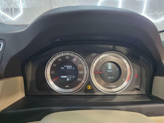 Volvo XC70 2.4 D5 Se Black #11